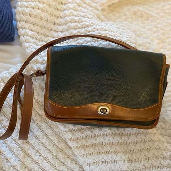 Top Grain Leather Vintage USA Archer Crossbody Purse - Picture 4 of 9